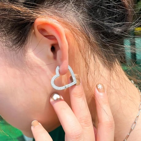 heart stone hoop pierce