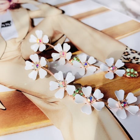 flower  long drop pierce