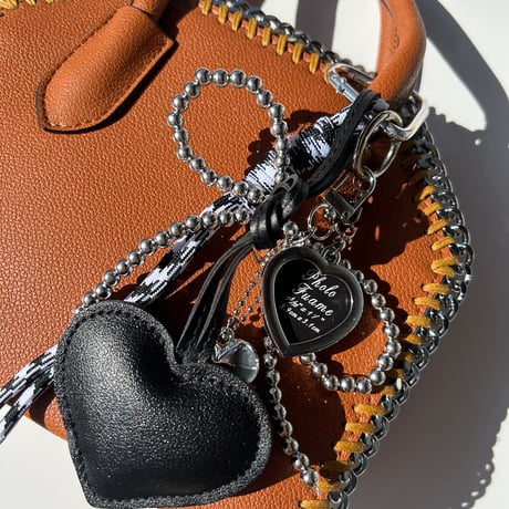 Heart×ribbon charm
