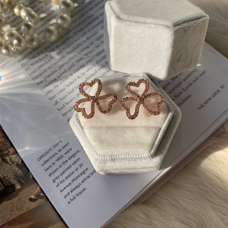 clover stone pink gold pierce