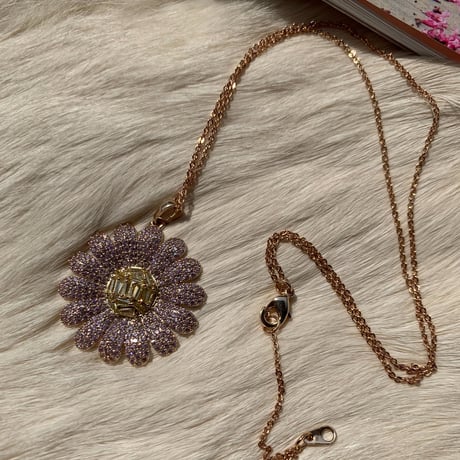 marguerite pink stone necklace