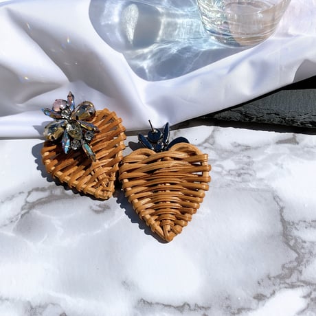 heart bijou lantern pierce