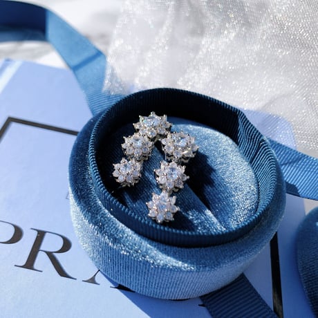 zirconia flower pierce