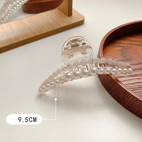 clear pearl hair clip 2