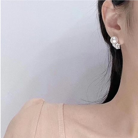 pearl × stone jewelry pierce