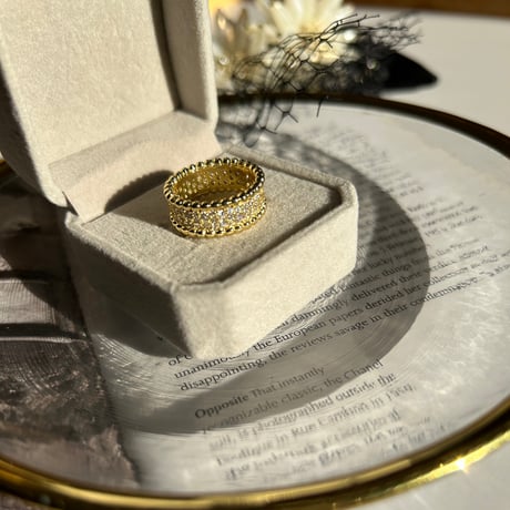 gold ball stone ring