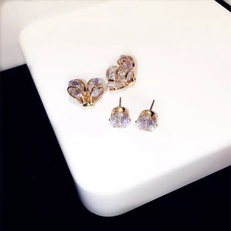 flower × stone catch pierce