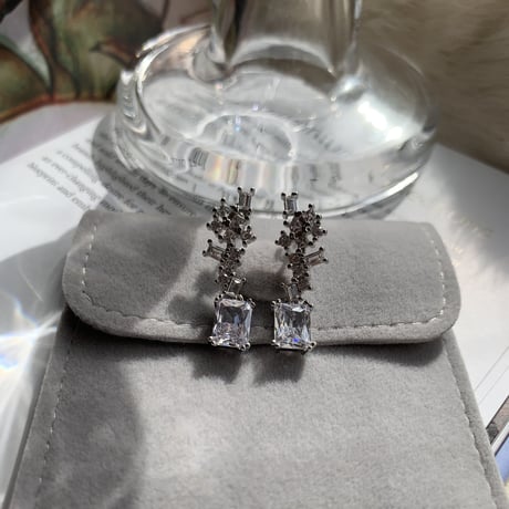 square stone jewelry pierce