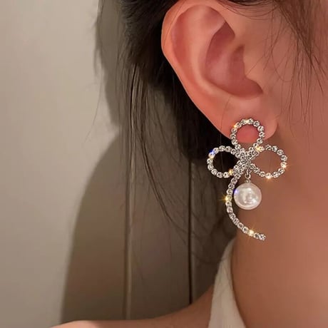 clover stone × pearl pierce