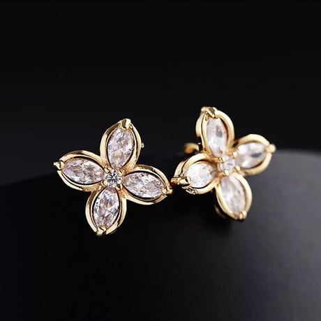 one point flower earring