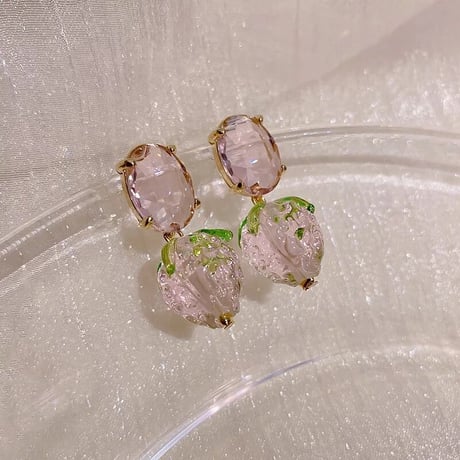 clear strawberry pierce