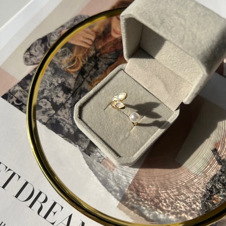 pearl × butterfly open ring