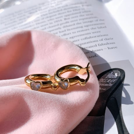 mini hoop  pierce in heart