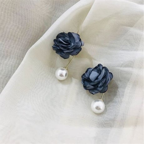 flower pearl catch  pierce