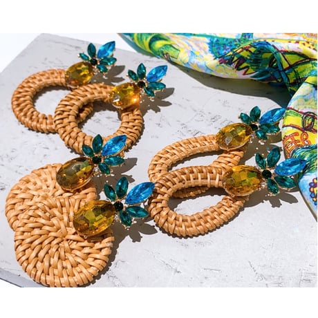 pineapple lantern pierce