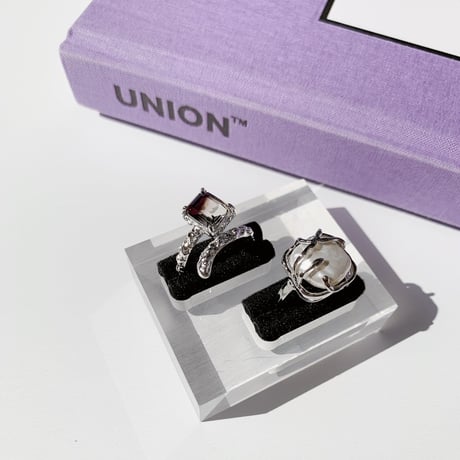 square black stone open ring