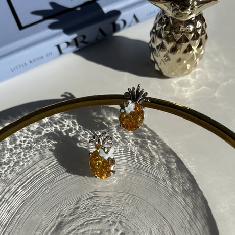 pineapple × flower summer pierce