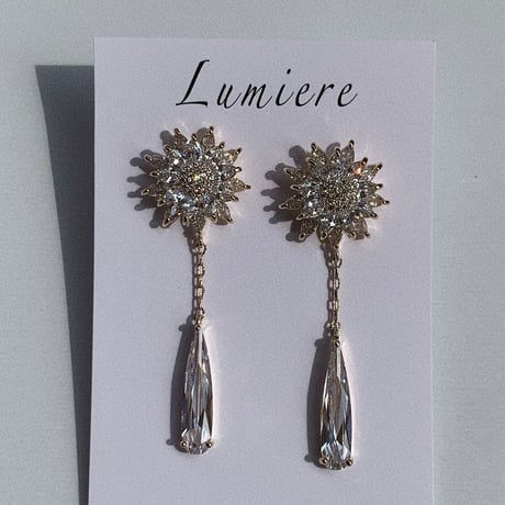 daisy long stone  pierce