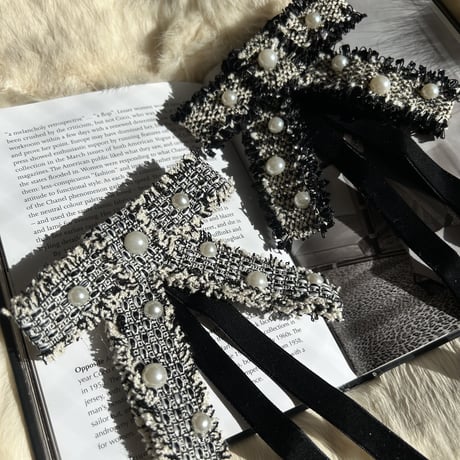 tweed ribbon brooch