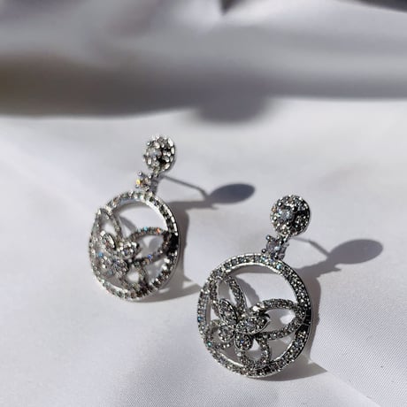 loop butterfly pierce