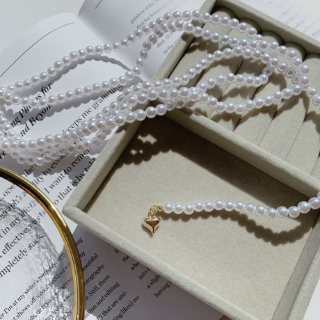 pearl × heart necklace