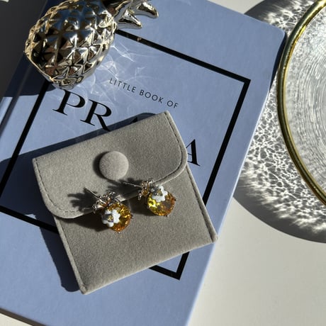 pineapple × flower summer pierce