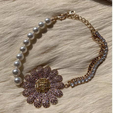 marguerite pink stone × pearl bracelet