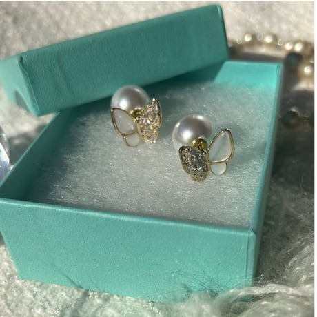 shell × stone butterfly pearl catch pierce