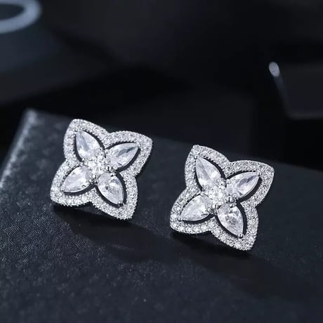 flower stone pierce