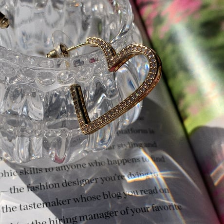 heart stone hoop pierce