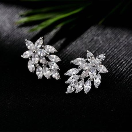 crystal  diamond pierce