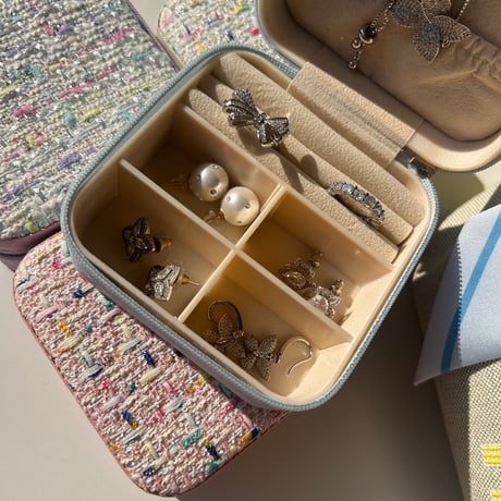 tweed jewelry case