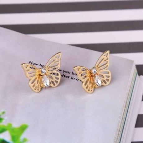 metallic butterfly pierce