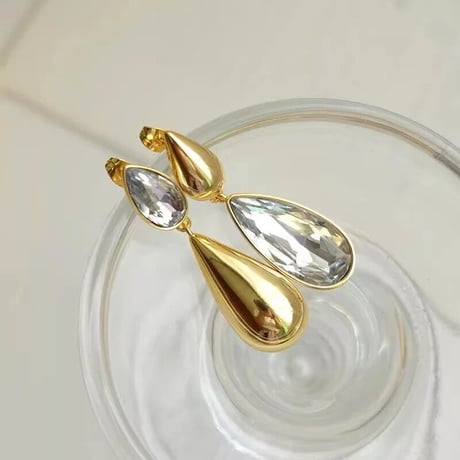 stone × gold double drop pierce