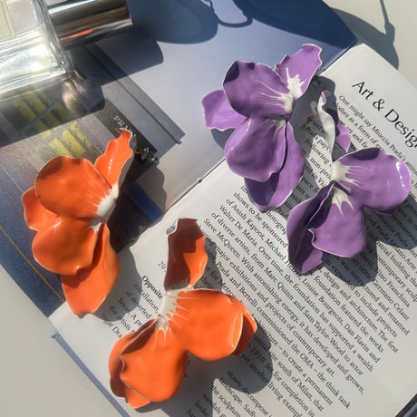big flower pierce