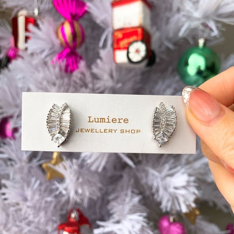 zirconia leaf  stone pierce