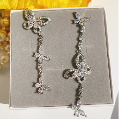zirconia butterfly asymmetry pierce