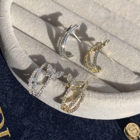 butterfly stone curve pierce
