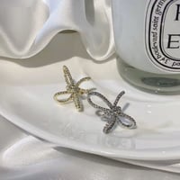 ribbon  stone ear cuffs
