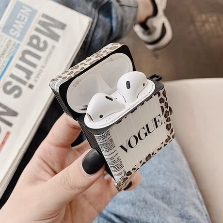 VOGUE leopard  AirPods case