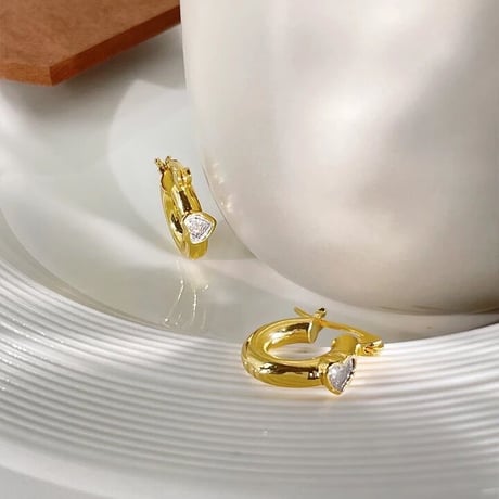 mini hoop  pierce in heart