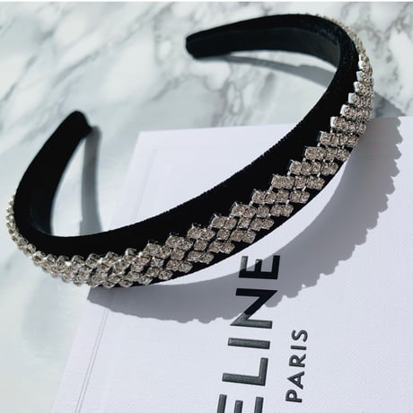stone × velvet hair band