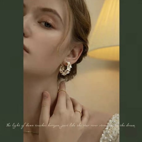 flower ×  pearl stone hoop pierce