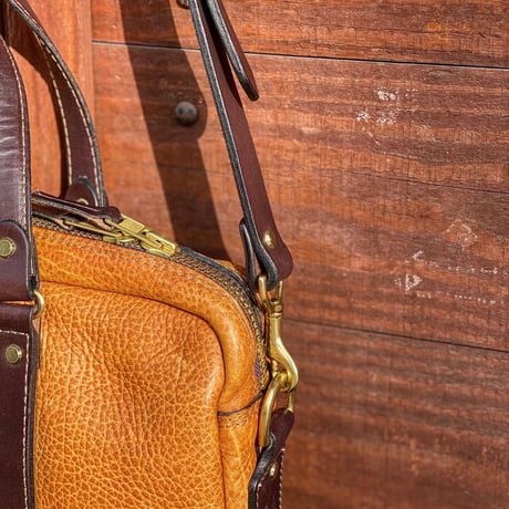 CORONADO LEATHER / AMERICAN BISON SHOULDER BRIEFCASE