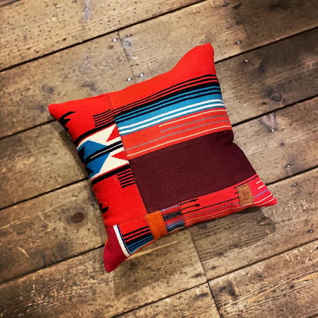 EarthSpirit original / CHIMAYO RUG CUSHION