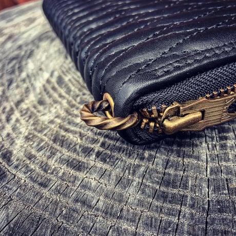 BACK DROP Leathers / ZIPWALLET(ツイストリング付き）