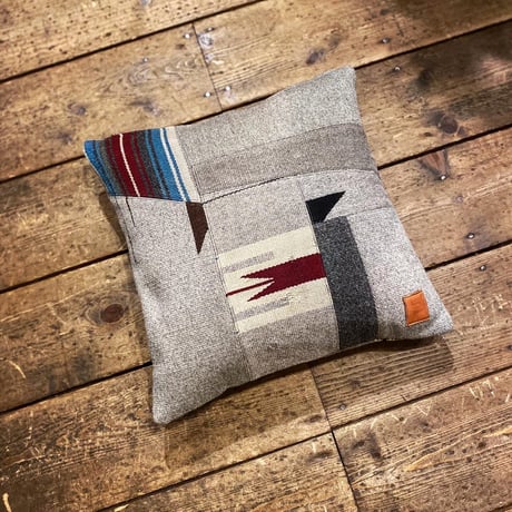 EarthSpirit original / CHIMAYO RUG CUSHION