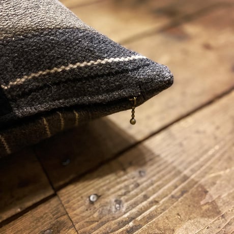 EarthSpirit original / CHIMAYO RUG CUSHION