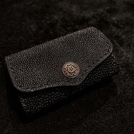 FUNNY / BOX COINCASE  "STINGRAY"  (BLACK)