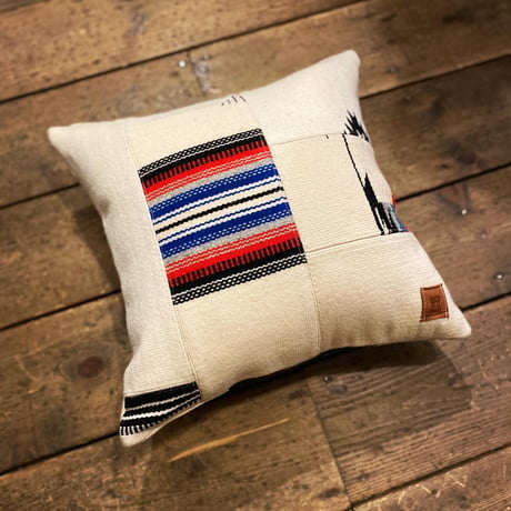 EarthSpirit original / CHIMAYO RUG CUSHION